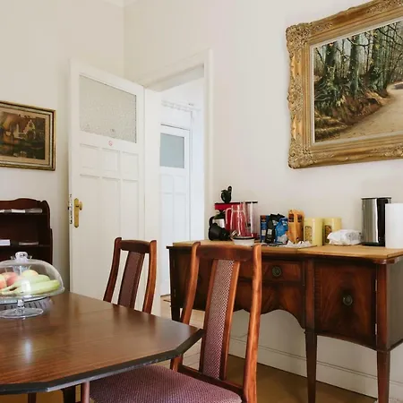 Апартаменты Magnificent Mansion, Top Location